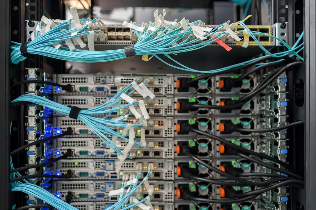 working-hardware-in-data