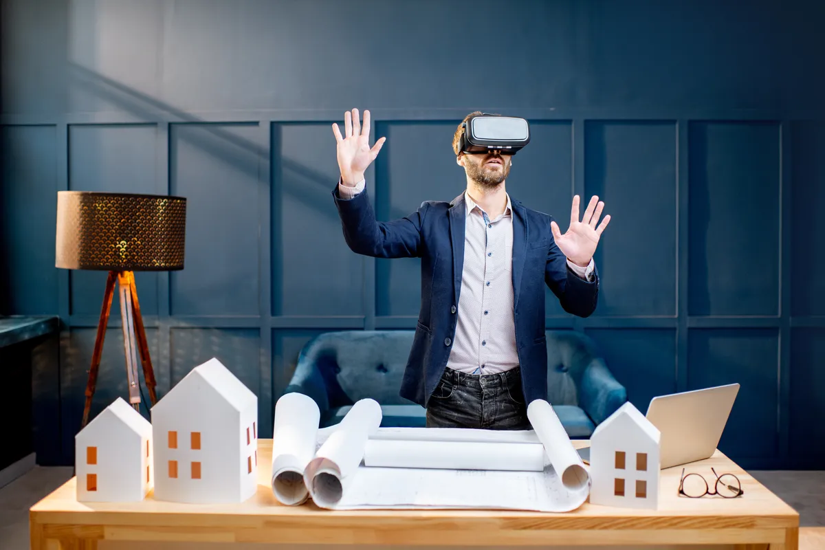 architect-with-virtual-glasses