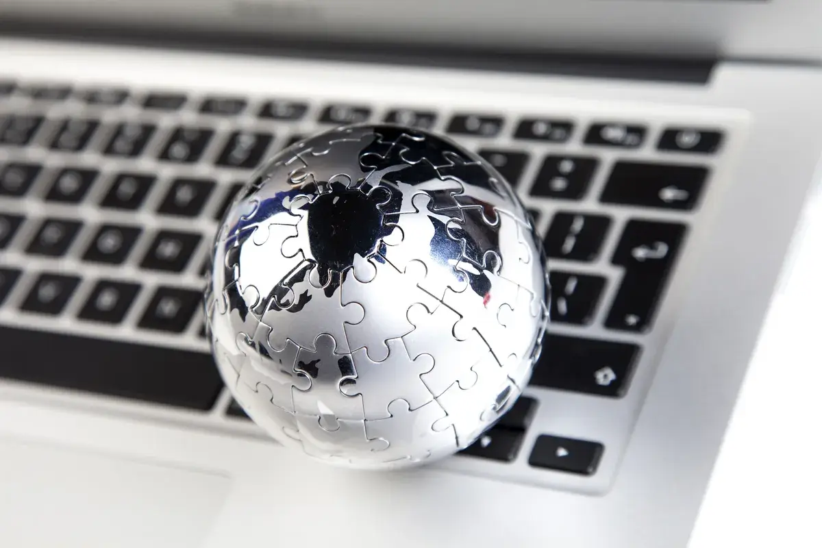 concept-of-teamwork-people