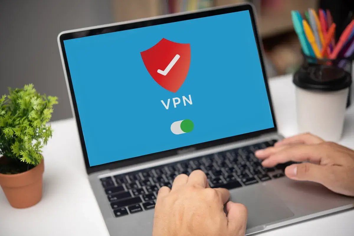 using-internet-data-online-with-vpn-security