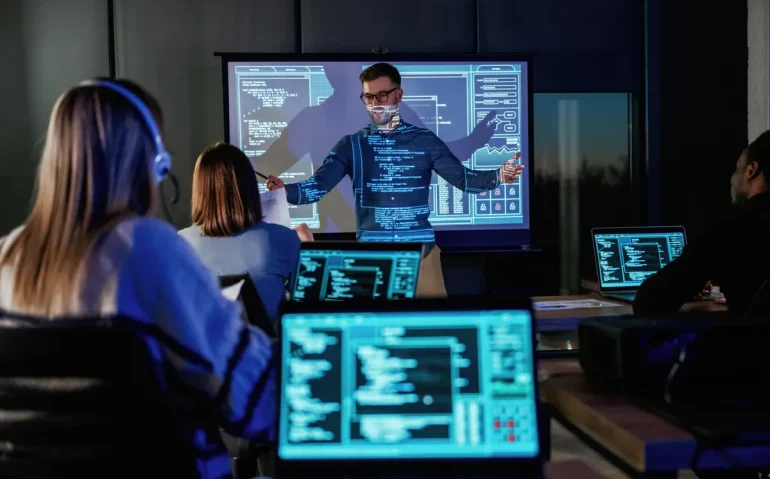 audience-is-with-laptops-male