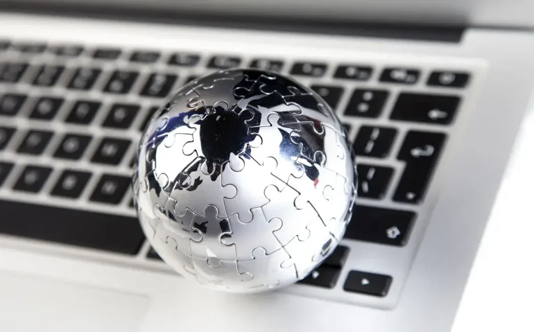 concept-of-teamwork-people