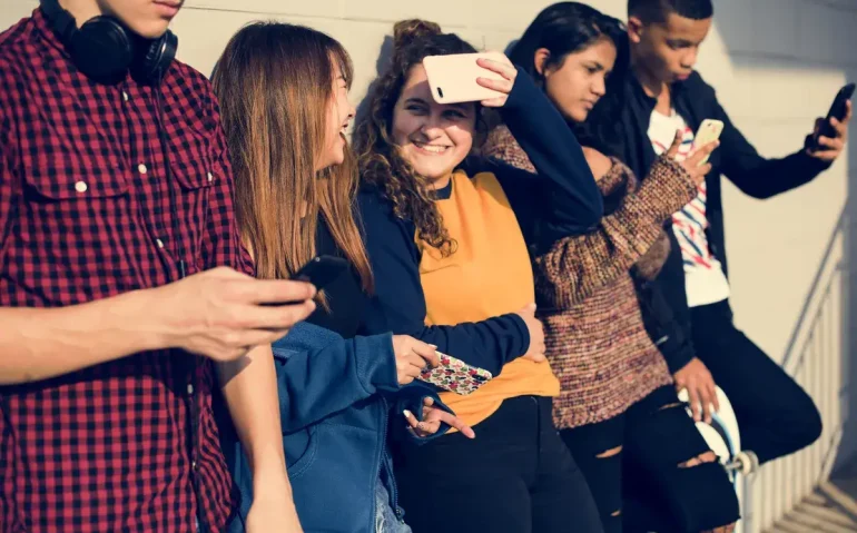 group-of-teenage-friends-outdoors