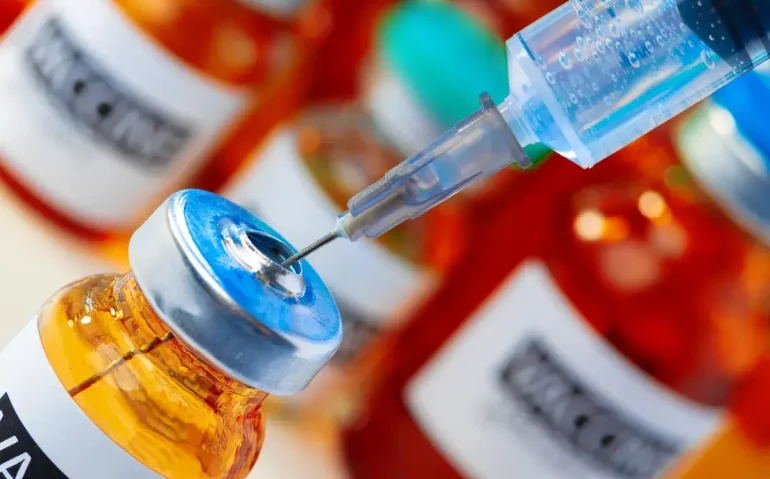 medical-vial-with-medication