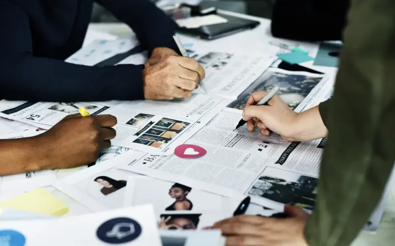 startup-business-people-working-checking