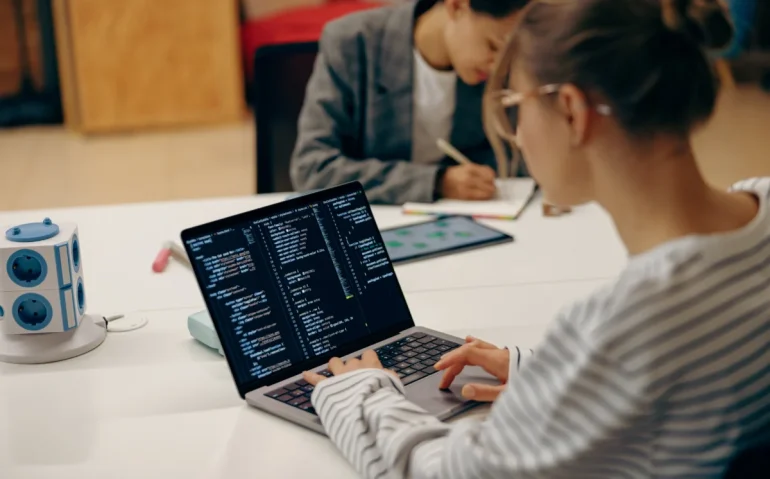 young-adults-coding-and-programming-in-the-office